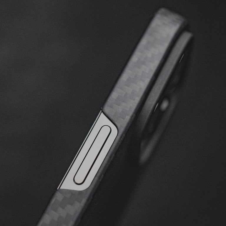 Aramid Fiber iPhone 15 Pro Case